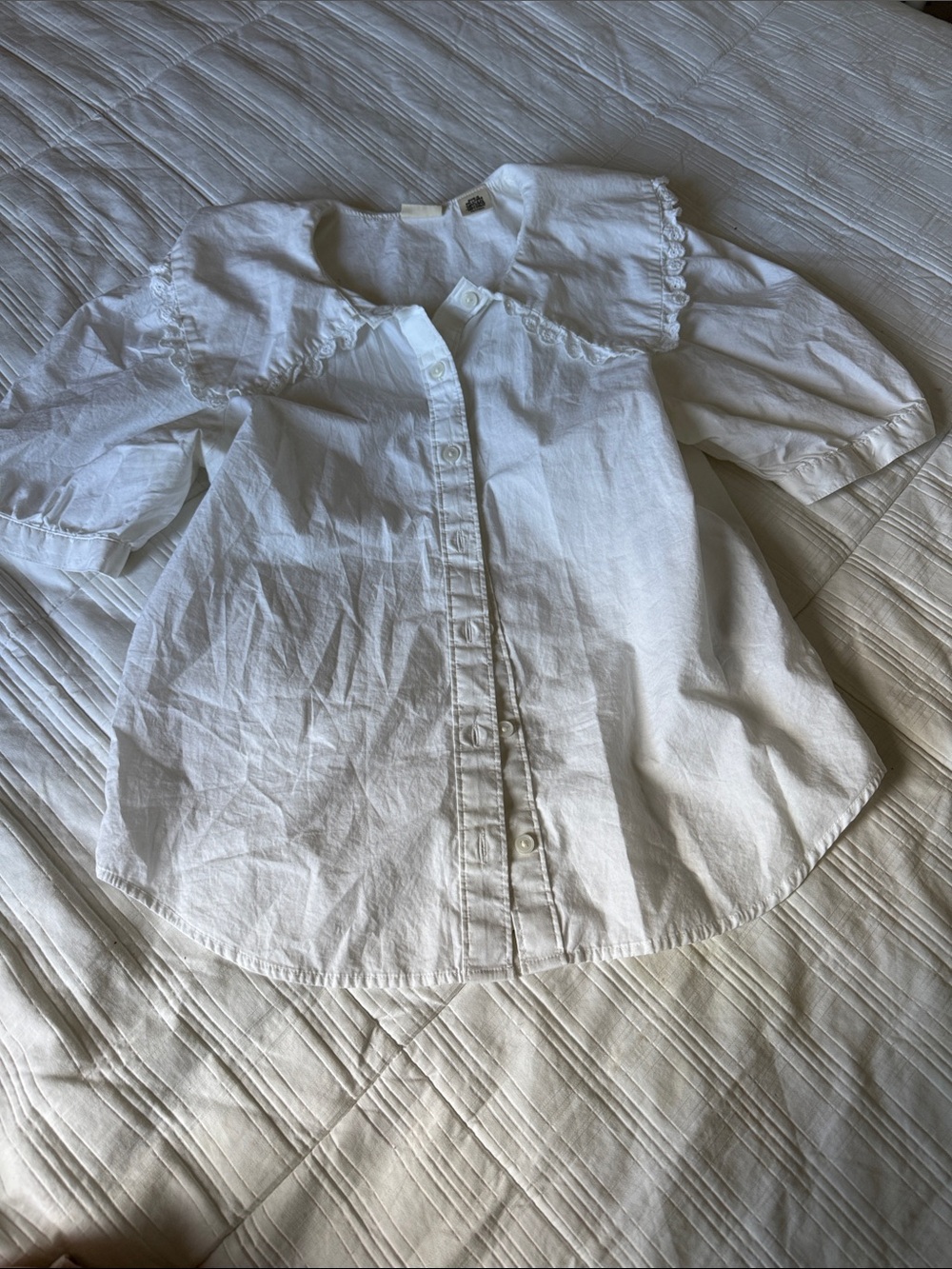Levi's White Girls' Eyelet Collar Button-Up Blouse